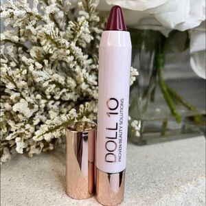 Doll 10 Lip Crayon – “I Can!” | NWOB